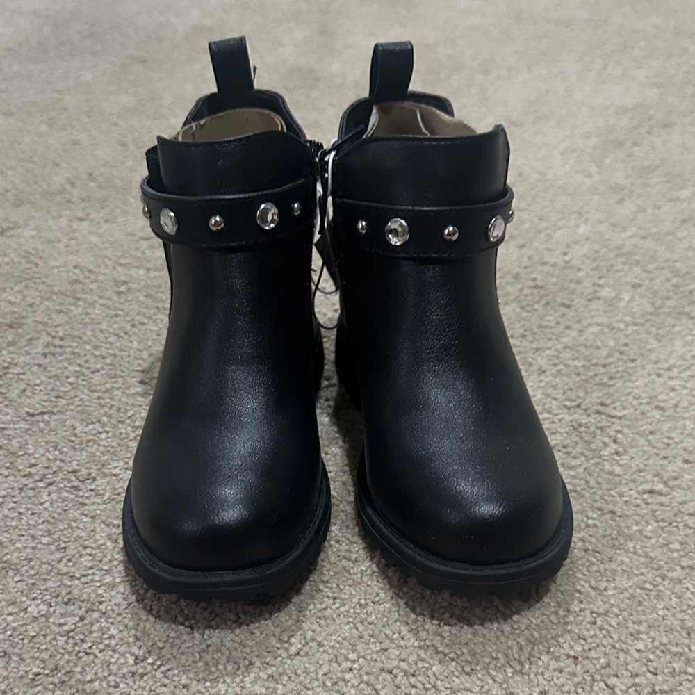 The Children's Place Black Kids Boots with Silver Accents